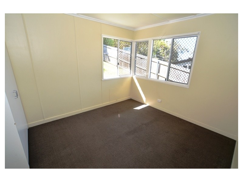 19 Landscape Street, Stafford Heights QLD 4053