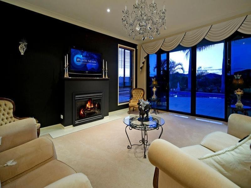 Hope Island QLD 4212