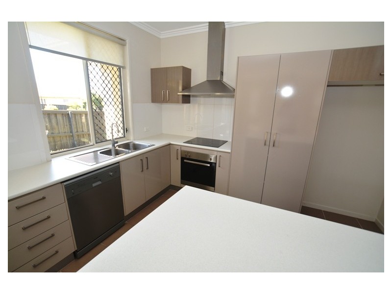 58 Mackintosh Drive, North Lakes QLD 4509