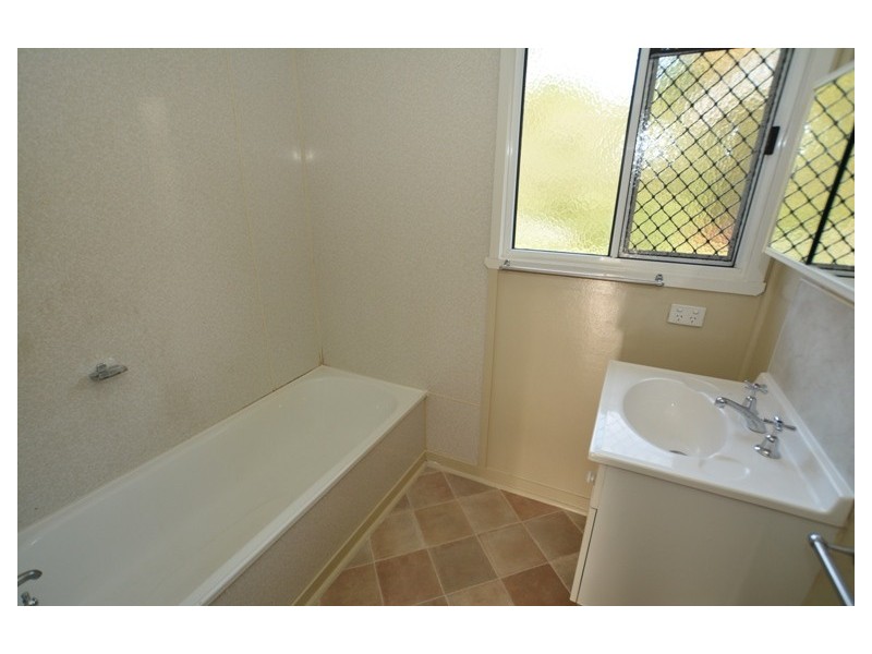 94 Farrant Street, Stafford Heights QLD 4053