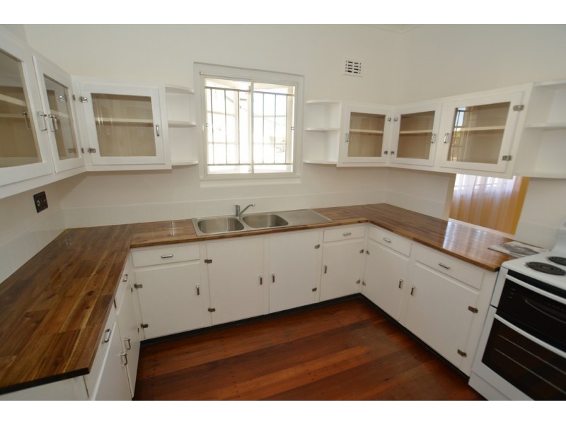 50 Reuben Street, Stafford QLD 4053