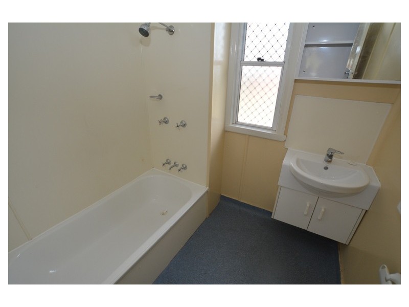 2 Castling Street, Stafford QLD 4053