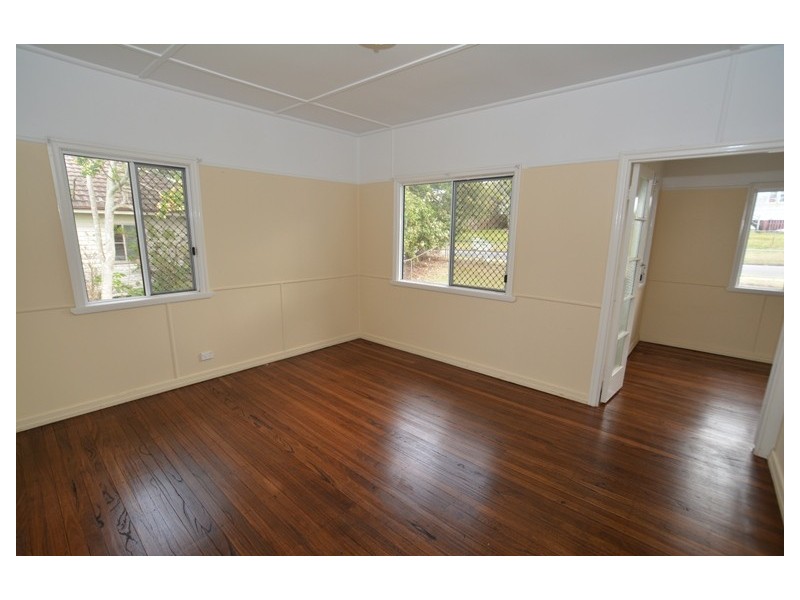 2 Castling Street, Stafford QLD 4053