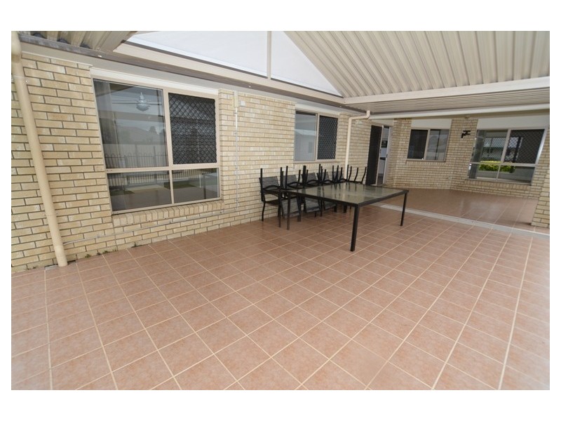1 Renmark Crescent, Caboolture South QLD 4510