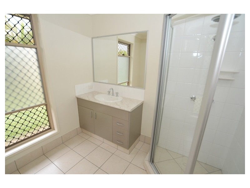 1 Renmark Crescent, Caboolture South QLD 4510