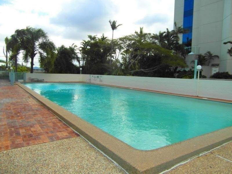 1 / 2 RIVERVIEW PARADE, Surfers Paradise QLD 4217