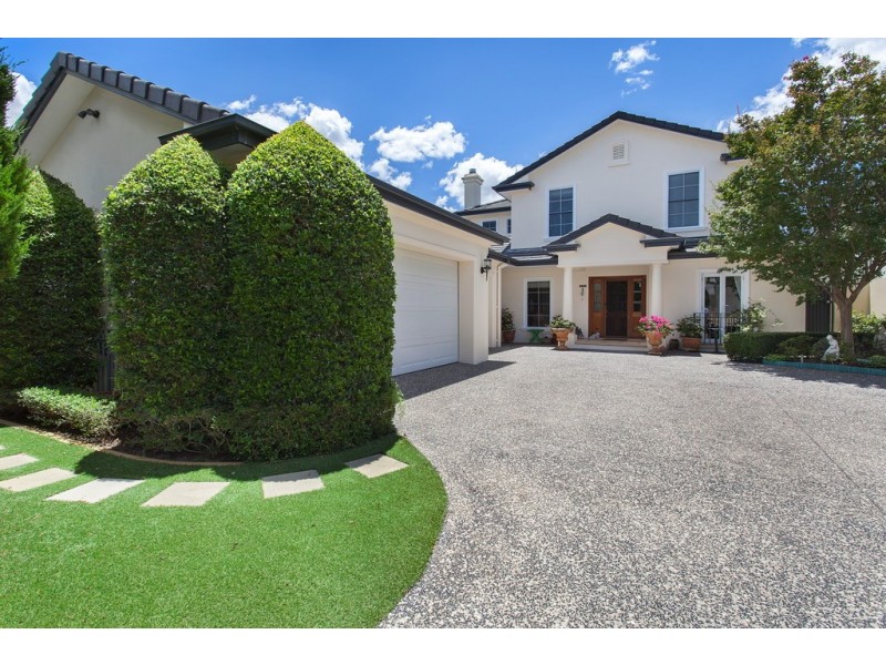 8058 RIVERSIDE DRIVE, Sanctuary Cove QLD 4212