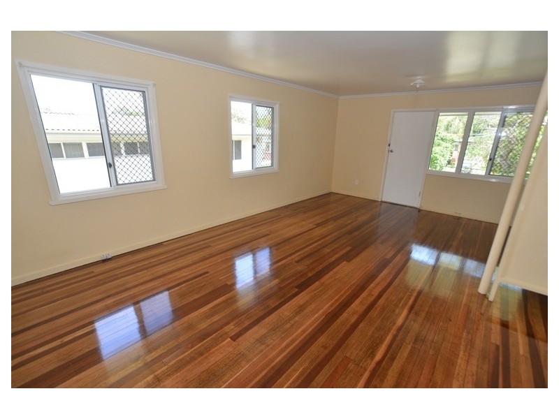 31 Rutherford Street, Stafford Heights QLD 4053