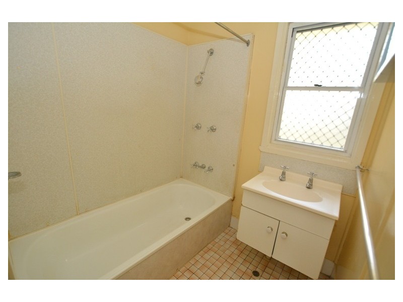 31 Rutherford Street, Stafford Heights QLD 4053