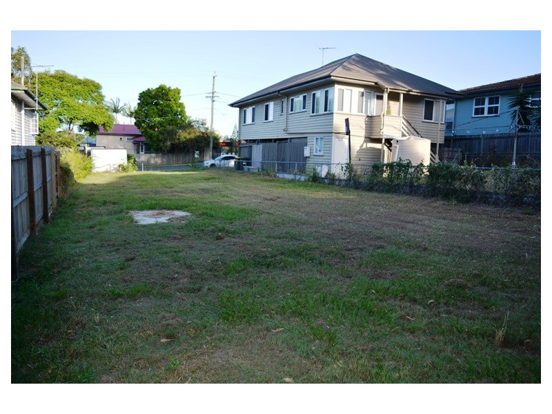 208 Bilsen Road, Wavell Heights QLD 4012