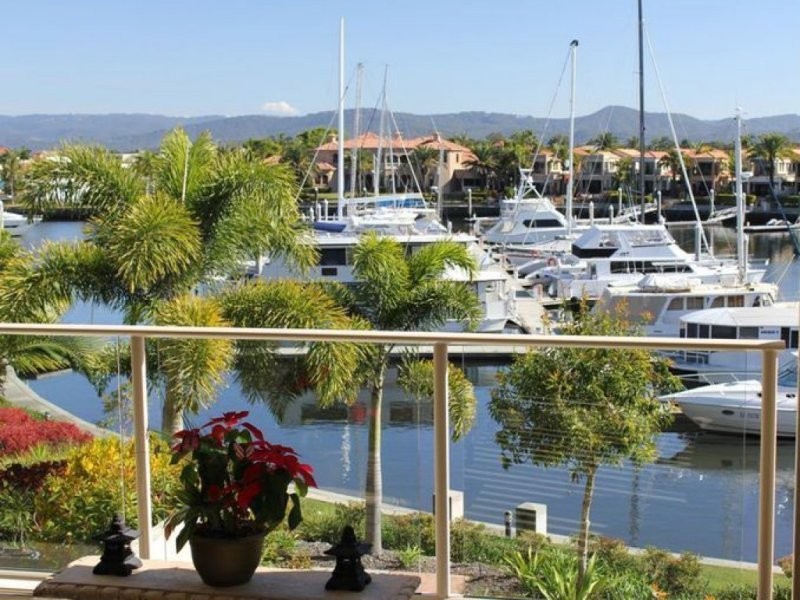 1764 / 1 RIALTO QUAY DRIVE, Hope Island QLD 4212