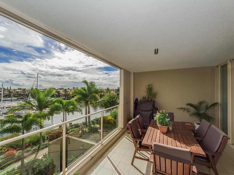 1764 / 1 RIALTO QUAY DRIVE, Hope Island QLD 4212