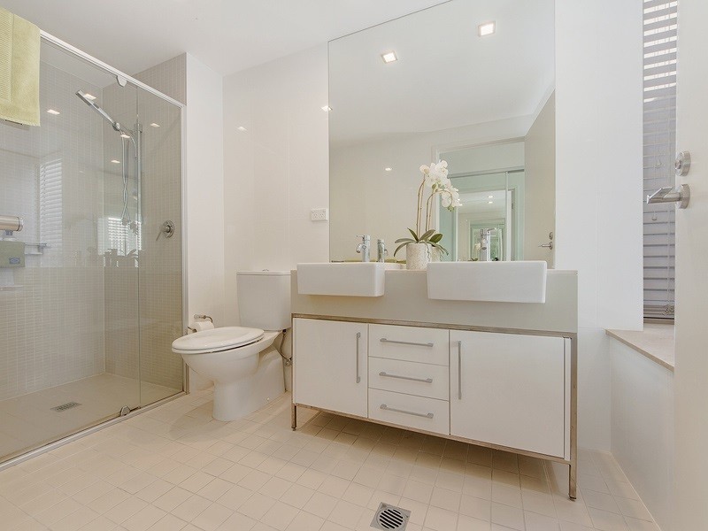 1764 / 1 RIALTO QUAY DRIVE, Hope Island QLD 4212