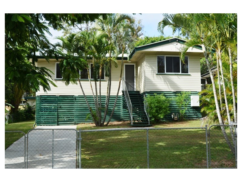 28 Aldren Street, Stafford Heights QLD 4053