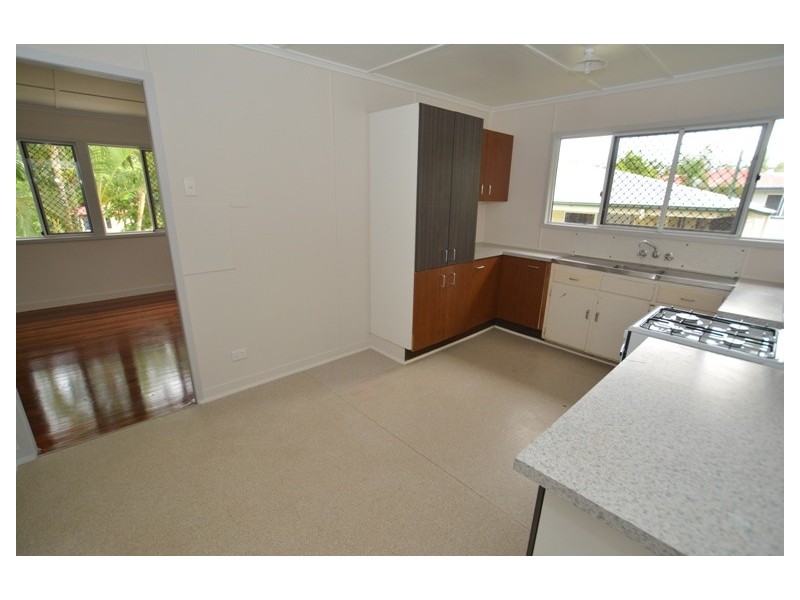 28 Aldren Street, Stafford Heights QLD 4053