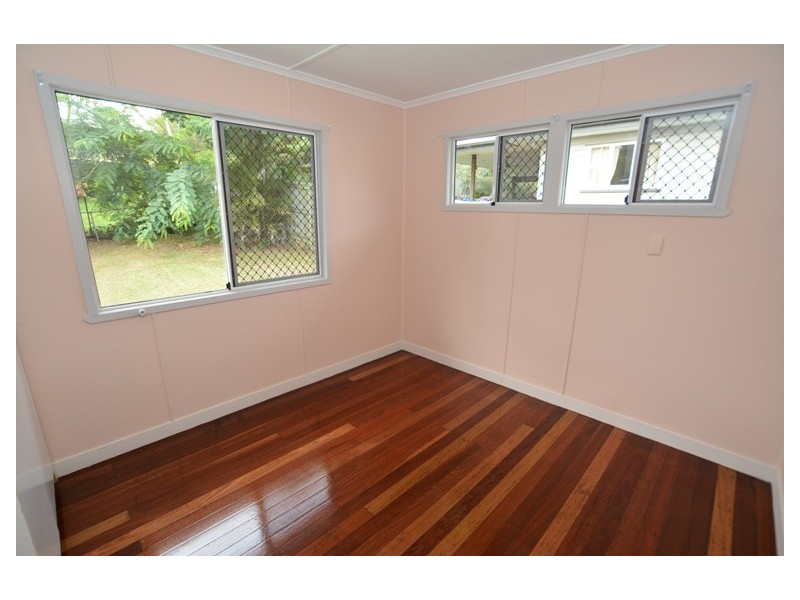 28 Aldren Street, Stafford Heights QLD 4053