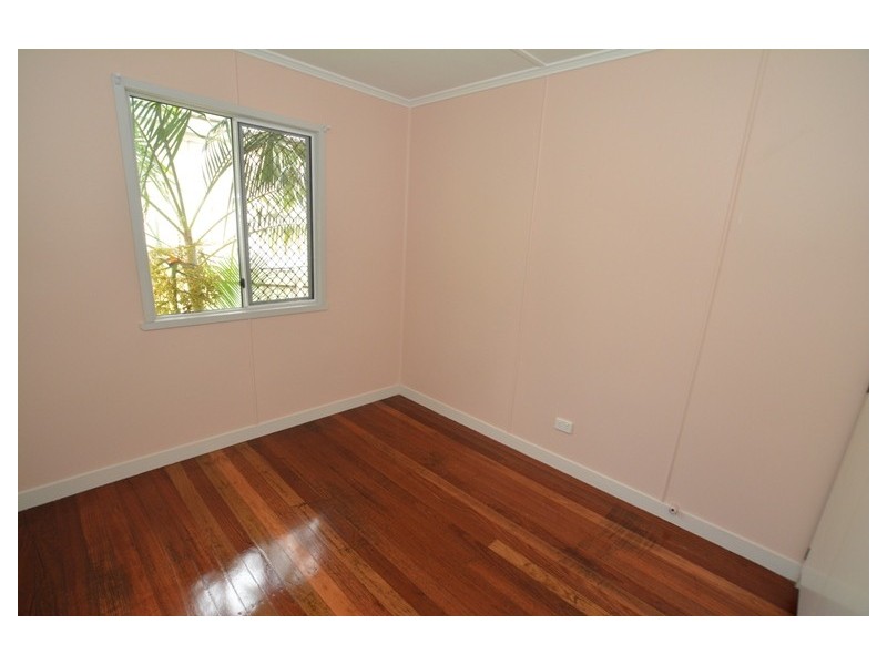 28 Aldren Street, Stafford Heights QLD 4053