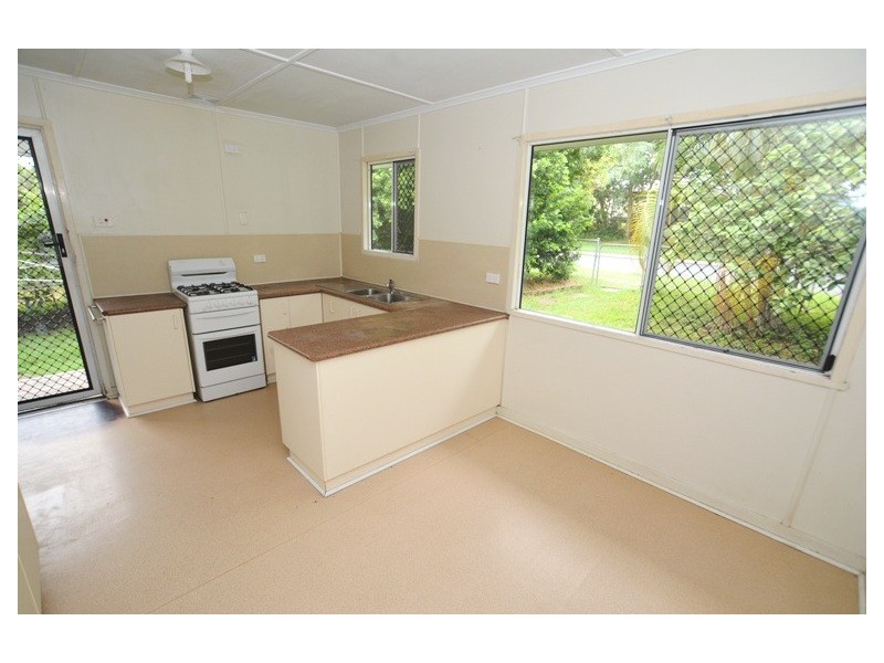 1 Aldwych Street, Stafford Heights QLD 4053