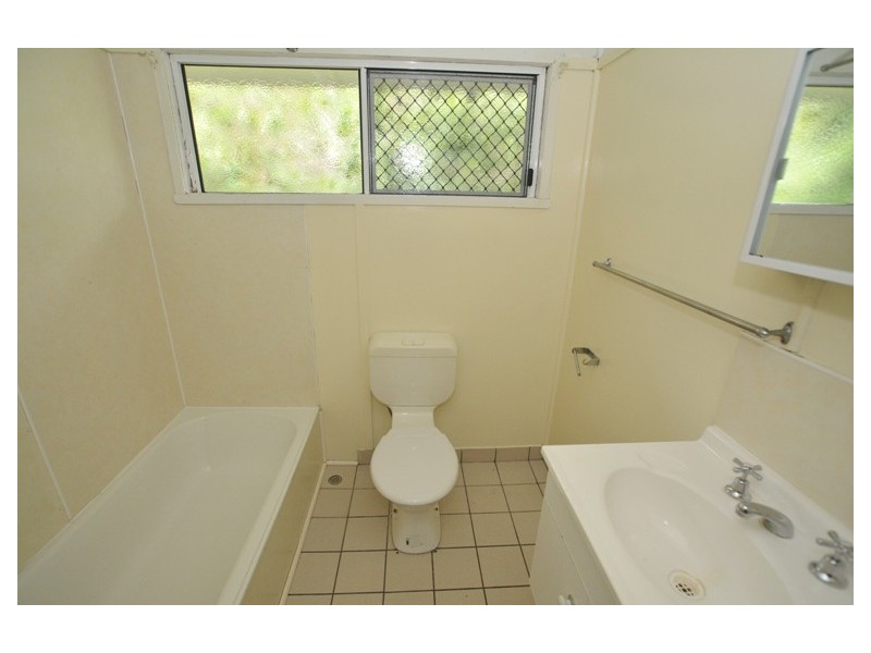 1 Aldwych Street, Stafford Heights QLD 4053