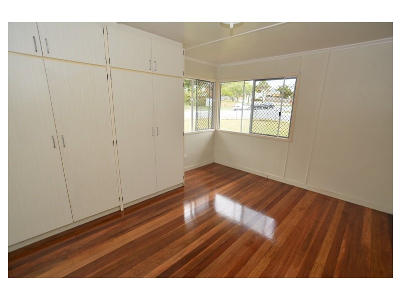 1 Aldwych Street, Stafford Heights QLD 4053