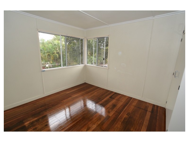 1 Aldwych Street, Stafford Heights QLD 4053