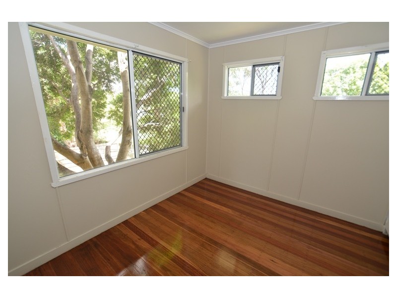 14 Detling Street, Stafford Heights QLD 4053