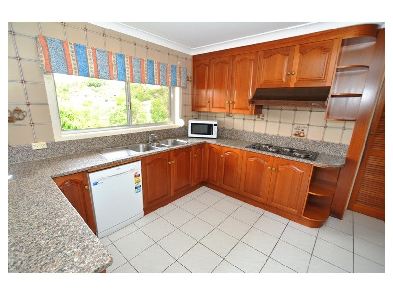 16 Raglass Street, Everton Park QLD 4053