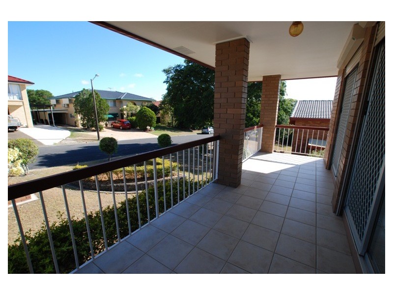 16 Raglass Street, Everton Park QLD 4053