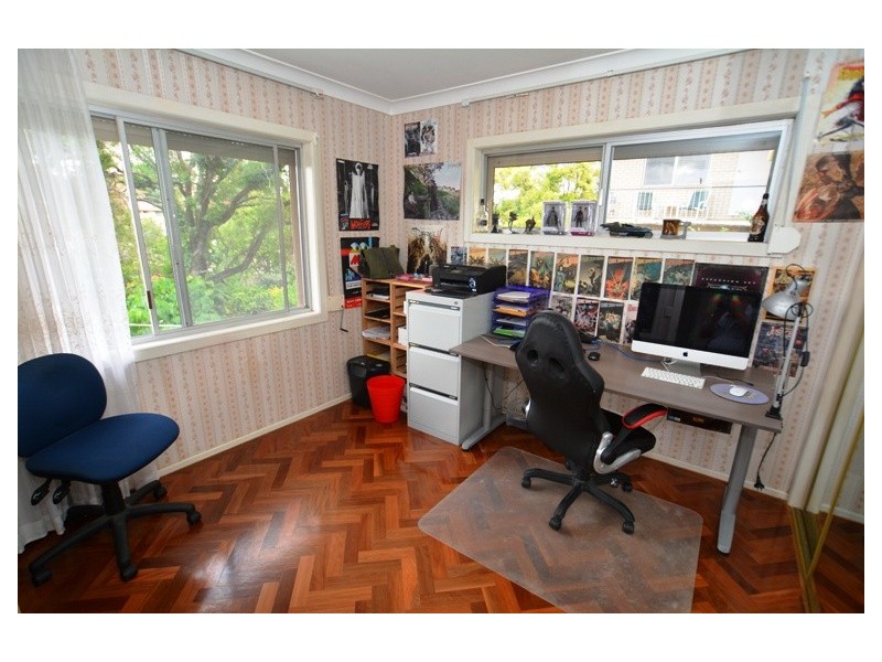 16 Raglass Street, Everton Park QLD 4053