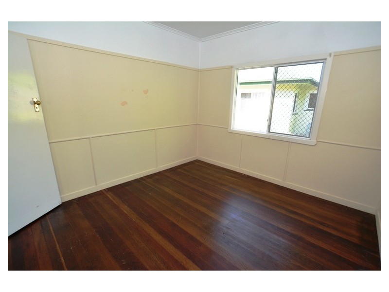 32 Garde Street, Stafford QLD 4053