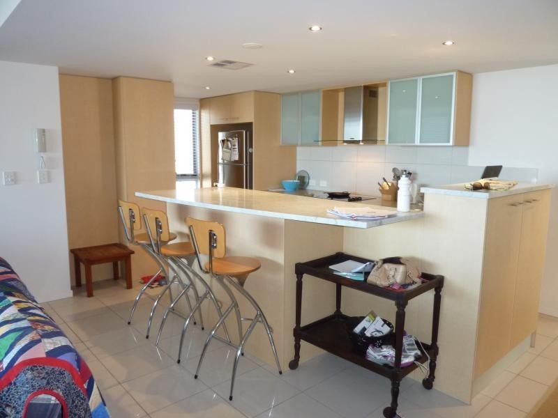 24 / 51 GRAND PARADE, Kawana Island QLD 4575