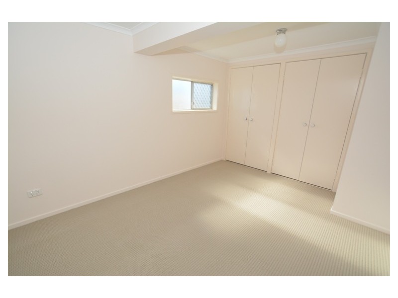 1198 Old North Crescent, Strathpine QLD 4500