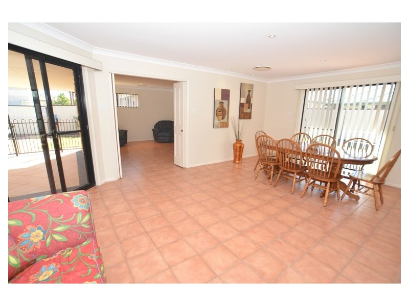 5 Hillside Court, Joyner QLD 4500