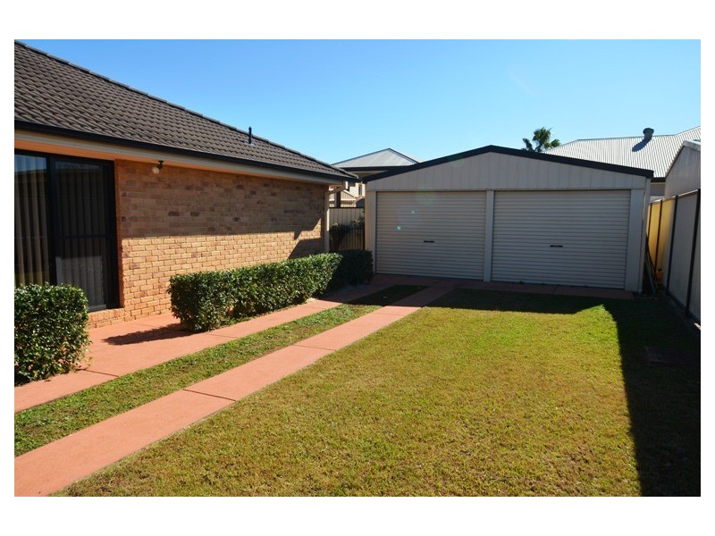 5 Hillside Court, Joyner QLD 4500