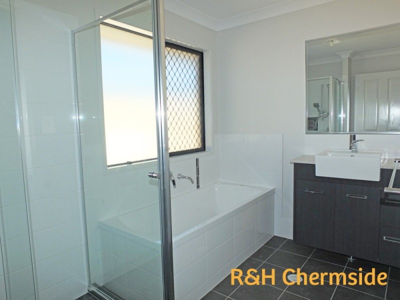 6 Adams Street, Deagon QLD 4017