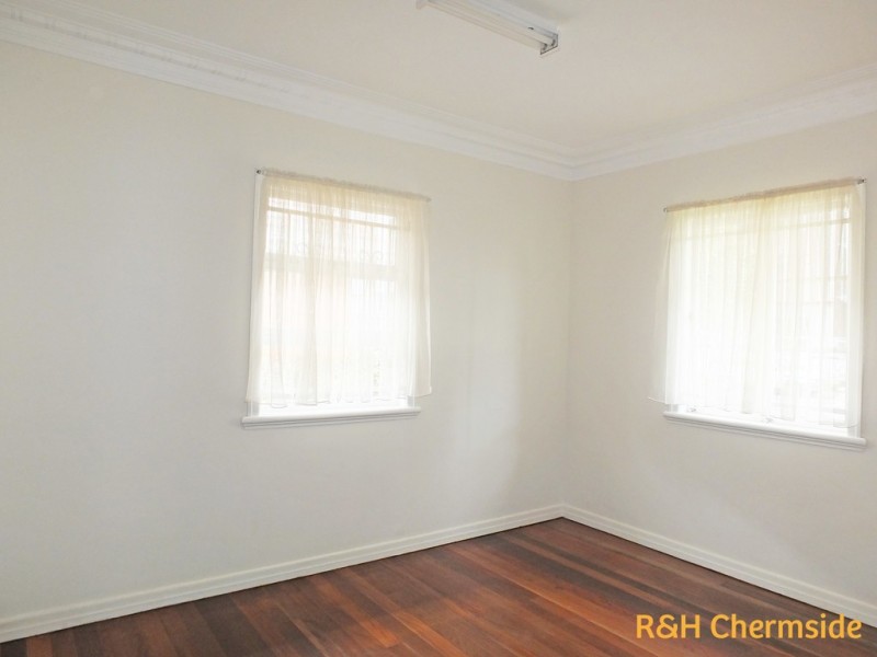 16 Playfield Street, Chermside QLD 4032