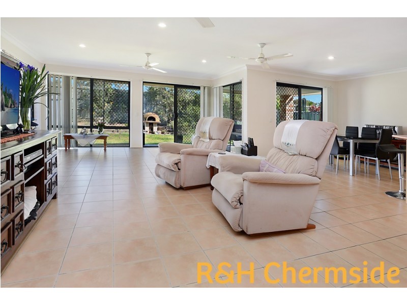 16 Village Way, Bracken Ridge QLD 4017