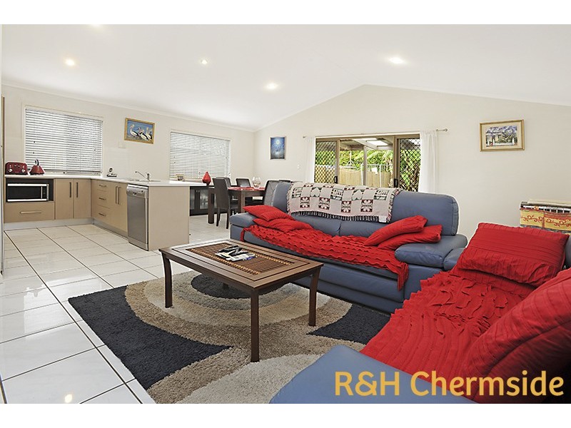 16 Allan Street, Kedron QLD 4031