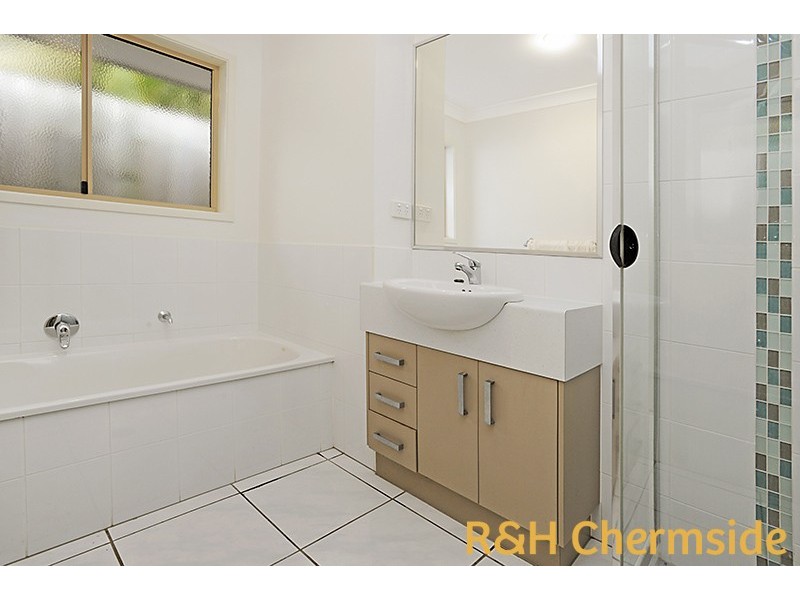 16 Allan Street, Kedron QLD 4031