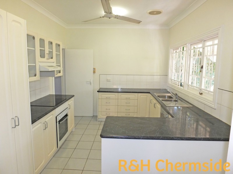 17 Hutton Road, Aspley QLD 4034