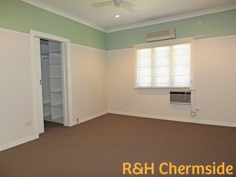 17 Hutton Road, Aspley QLD 4034