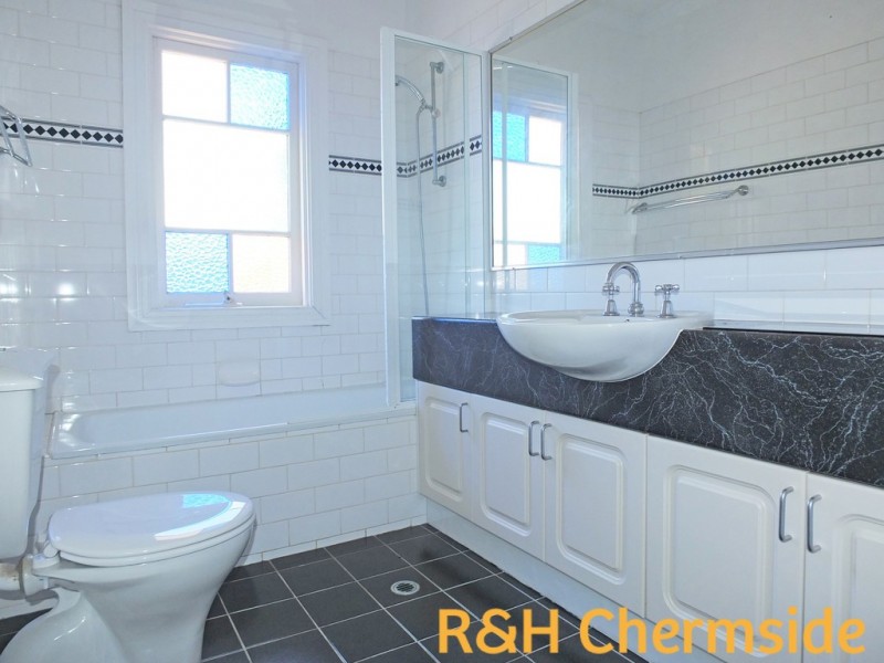 17 Hutton Road, Aspley QLD 4034