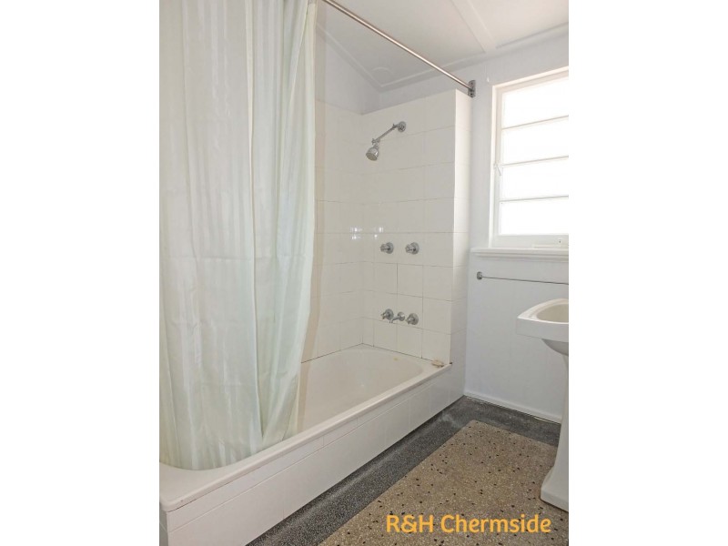 9 Cremorne Rd, Kedron QLD 4031