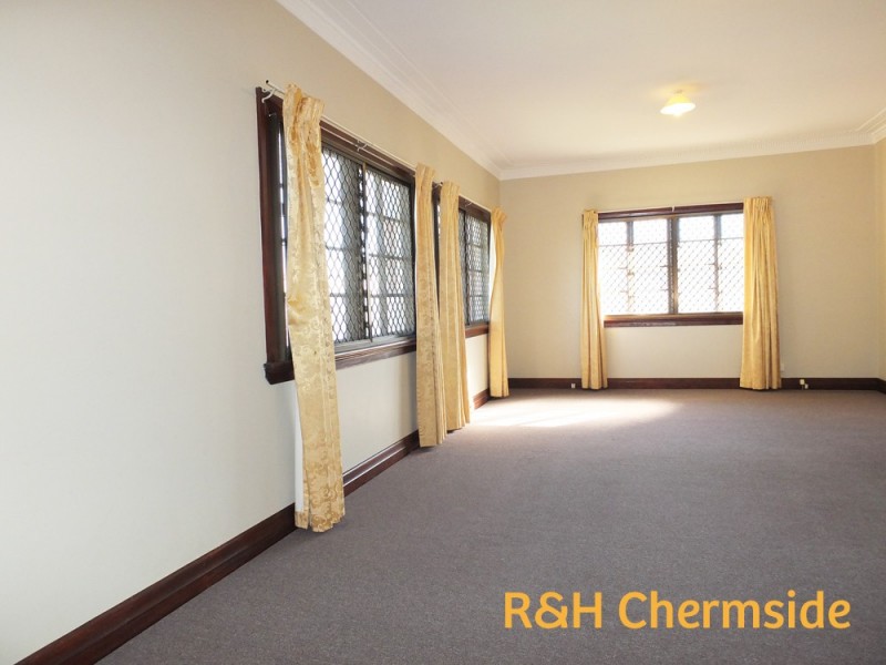 267 Rode Road, Wavell Heights QLD 4012