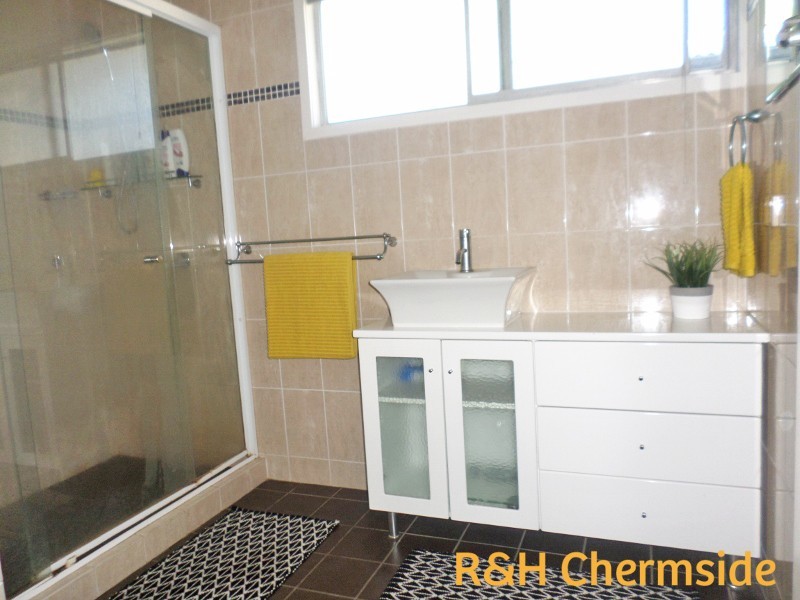 33 Raymont Rd, Grange QLD 4051