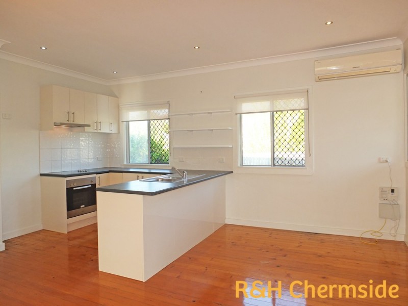 8 Oshea St, Zillmere QLD 4034