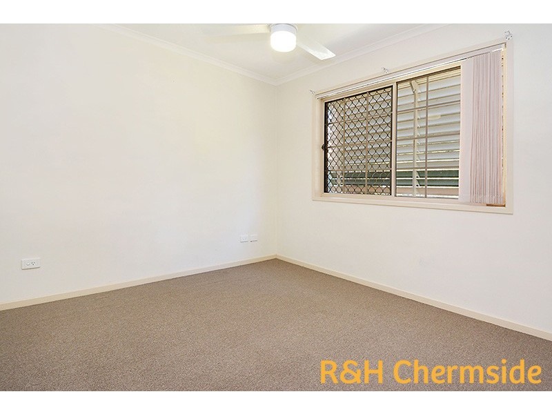 25 Desert Willow Way, Fitzgibbon QLD 4018