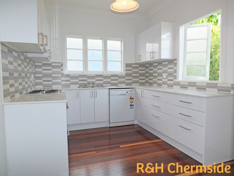 55 Newman Rd, Wavell Heights QLD 4012