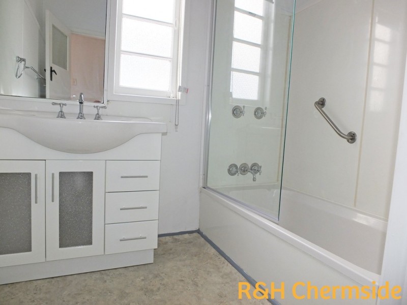 55 Newman Rd, Wavell Heights QLD 4012