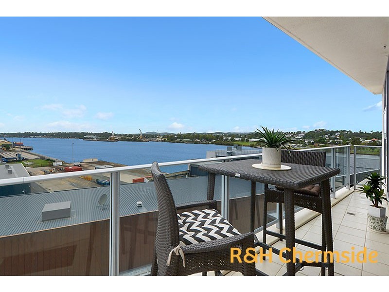 4102/37C Harbour Road, Hamilton QLD 4007